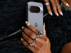 Il Pixel 10 su T-Mobile supporta i dati Starlink. (Fonte: Google)