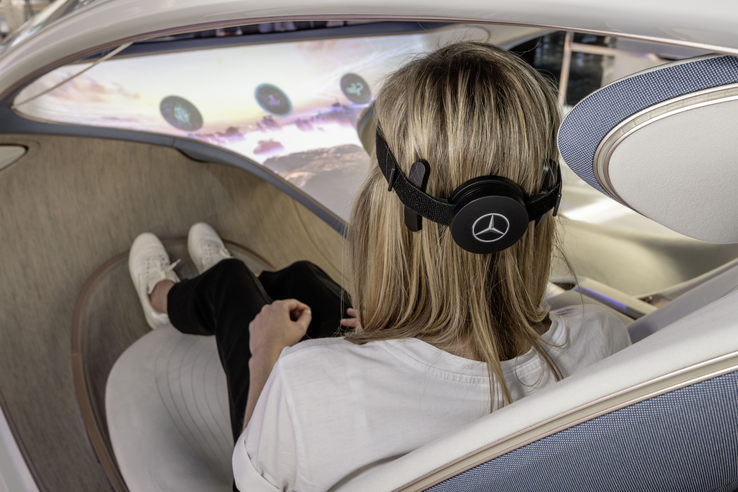 L'auricolare BCI di Mercedes-Benz. (Immagine: Mercedes-Benz)