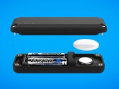 La TimeCapsule alimenta un AirTag Apple con due batterie AA. (Fonte: Elevation Lab)