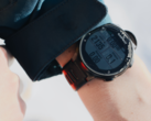 Secondo alcune indiscrezioni, alcuni smartwatch Garmin potrebbero presto essere dotati di una funzione ECG. (Fonte: Mael Balland via Unsplash)