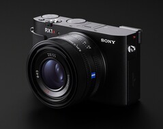 La Sony RX1R III mette un sensore full-frame da 61MP in un corpo compatto (Fonte: Sony)