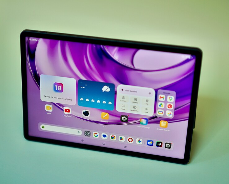 Recensione: Lenovo Yoga Tab Gen 2. Unità di prova fornita da Lenovo Deutschland.