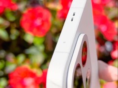 La parte superiore del presunto OnePlus 15. (Fonte: AdministrationFun29 su Reddit)