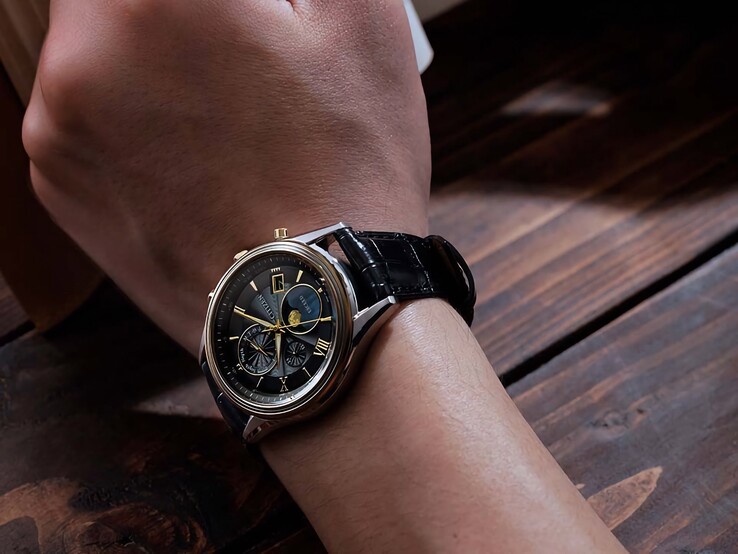 Una persona che indossa il Citizen Exceed Mid-Autumn Moon BY1025-17E