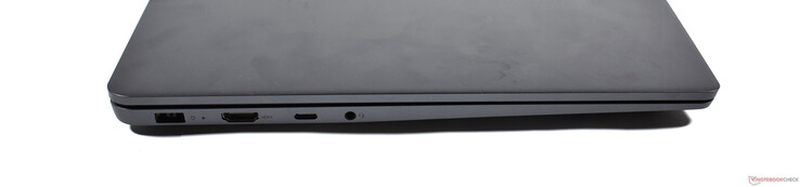 A sinistra: porta di ricarica a punta sottile, HDMI 2.0, USB-C 3.2 Gen 2, jack audio da 3,5 mm