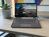Recensione di Ninkear S13: Tablet Windows con Core Ultra 5 nel design del Surface Pro