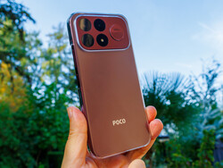F9 Ultra con custodia