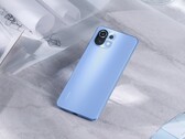 Lo Xiaomi 11 Lite 5G NE assomiglierà molto al Mi 11 Lite, nella foto. (Fonte immagine: Xiaomi)