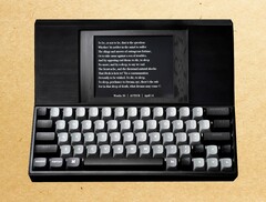 Auteur sostituisce la carta con un display e-ink da 6 pollici.