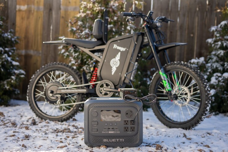 Bluetti Elite 300 può ricaricare fino a 11 dispositivi contemporaneamente