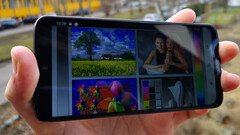 Utilizzo del Moto G7 Plus all'aperto a luminosità massima