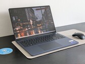Recensione del convertibile Dell 16 Plus 2-in-1: Non necessariamente migliore del vecchio Inspiron