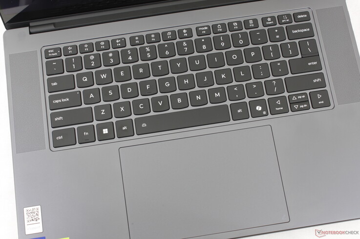 Le dimensioni del clickpad sono le stesse di prima (~15 x 9,5 cm), ma il feedback è poco profondo e più debole