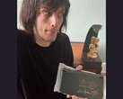 Il 1° premio New Nintendo 3DS XL di NWC 2015 firmato da Shigeru Miyamoto