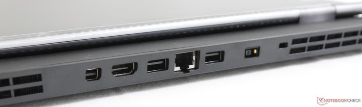Lato posteriore: 2 x USB 3.1 Gen. 2, RJ-45, Mini DisplayPort 1.4, HDMI 2.0, Kensington Lock, adattatore AC