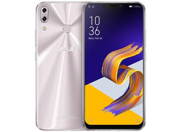 Recensione: Asus ZenFone 5. Dispositivo di prova per gentile concessione di Asus Germania.