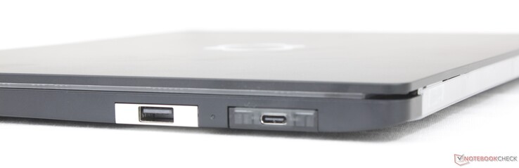 Corretto: 2 porte USB-C Thunderbolt 4 con DisplayPort 2.1 + Power Delivery da 140 W