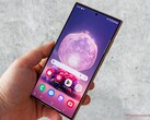 Il Samsung Galaxy S24 Ultra dura a malapena la metà del suo predecessore nelle applicazioni di social media. (Immagine: Notebookcheck)