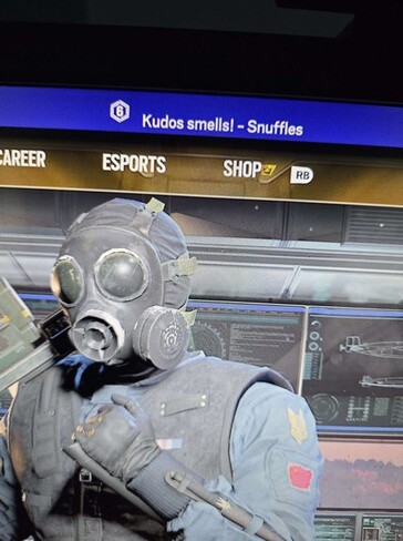 Gli hacker scrivono messaggi personalizzati in Rainbow Six Siege. (Fonte immagine: Pirat_Nation)