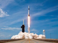 Immagine del razzo SpaceX che decolla dalla base di lancio di Cape Canaveral, in Florida. (Fonte immagine: SpaceX/Flickr)