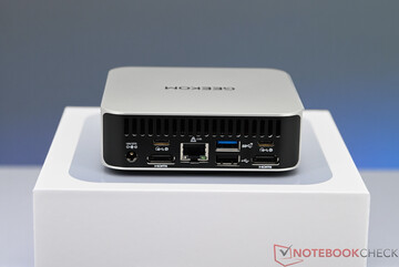 Geekom A8 - Porte nella parte posteriore