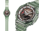 L'orologio frutto della collaborazione tra Casio G-Shock e Coca-Cola, modello GA2100CC-3A, nella foto.