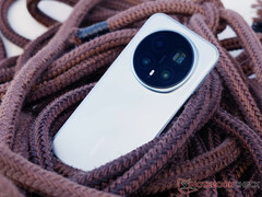 Il Magic 8 Pro parte da circa 1.113 dollari in Malesia. Nella foto: il retro del telefono. (Fonte: Notebookcheck)