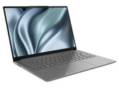 Recensione del notebook Lenovo Yoga Slim 7i Pro 14IAP: Subnotebook economico con 12 core e display 2.8K