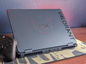L’HyperX Omen 16 Valorant Edition ha un aspetto magnifico, ma le superfici scure attirano le impronte digitali in modo incredibile