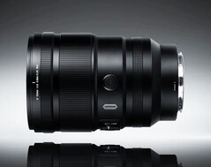 L'obiettivo full-frame 7Artisans da 135 mm f/1,8 è ora disponibile anche per Leica, Panasonic e Sony.