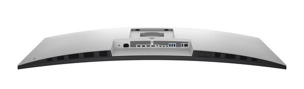 Il Dell UltraSharp dispone di una serie di porte, tra cui porte USB-C e USB-A ad alta velocità. (Fonte: Dell)