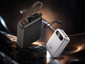I power bank Zeno da 20.000 mAh e Zeno da 10.000 mAh (da sinistra a destra)