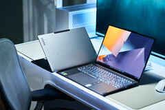 Il successore del Lenovo Yoga Pro 9i che abbiamo recensito di recente è trapelato e conterrà una GPU RTX 5070 Laptop. (Fonte: Notebookcheck)