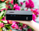 Una delle due configurazioni del mini PC ha la porta MCIO. Nella foto: una vista laterale del GPD Box.