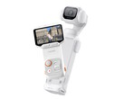 Il display OLED da 2 pollici del telecomando è staccabile dalla videocamera con gimbal Insta360 Luna Pro 8K.