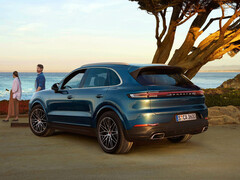 Porsche Cayenne, SUV ibrido elettrico plug-in.