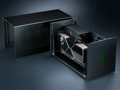 Il Core X V2 costa 350 dollari. Nella foto: l'involucro dell'eGPU. (Fonte: Razer)