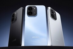 L'iQoo Z11 è disponibile nelle opzioni di colore nero, blu e bianco