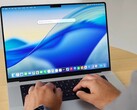 macOS 26 Tahoe migliora significativamente la ricerca Spotlight di Apple. (Fonte: Apple)