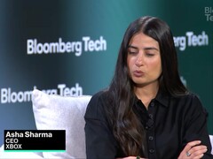 Asha Sharma durante l'intervista a Bloomberg Tech.
