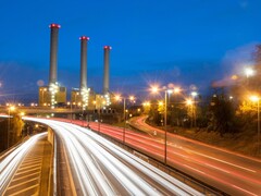 L&#039;A10 francese è la prima autostrada al mondo in cui le auto elettriche possono ricaricarsi mentre sono in movimento. (Fonte immagine: cozmicphotos/Pixabay)