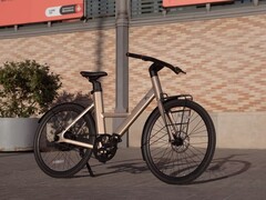 La bicicletta elettrica Hyundai eXXite Next sarà offerta ai clienti al posto dell'auto di cortesia (fonte: Hyundai)