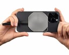 Il nuovo SSD Datamag 40Gbps è dotato di magneti incorporati che gli consentono di agganciarsi agli iPhone abilitati MagSafe per la registrazione in movimento. (Fonte: MSI)
