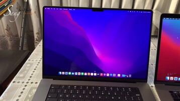 MacBook Pro 16. (Fonte immagine: SANG SÁNG SUỐT via YouTube)