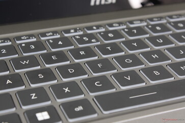 Il feedback dei tasti è più leggero e meno profondo di quanto vorremmo per un computer portatile professionale