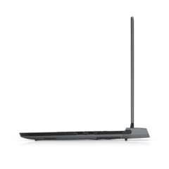 Alienware m15 R6 - A destra. (Fonte immagine: Dell)