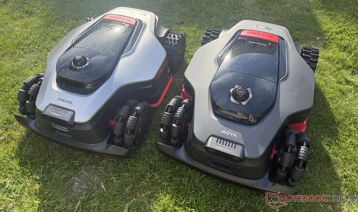 Recensione e confronto tra Mova LiDAX Ultra AWD (a destra) e Dreame A3 AWD Pro (a sinistra)