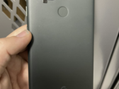 L'involucro posteriore del prossimo Google Pixel 5a 5G. (Immagine: Android Police)