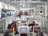 Tesla Giga Shanghai sospende la produzione del Modello Y per installare gli aggiornamenti (Fonte: Tesla su Weibo)