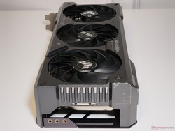 TUF Gaming GeForce RTX 4070 Ti Super ha un profilo di rumorosità della ventola basso sotto sforzo